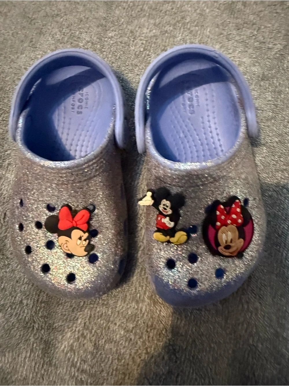 CROCS Kids Glitter Clogs in Light Purple with Minnie & Mickey Charms